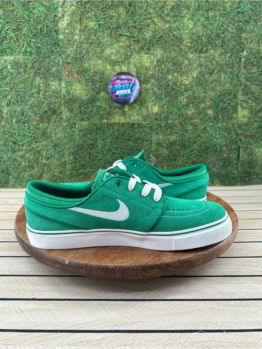 Nike vibrant green